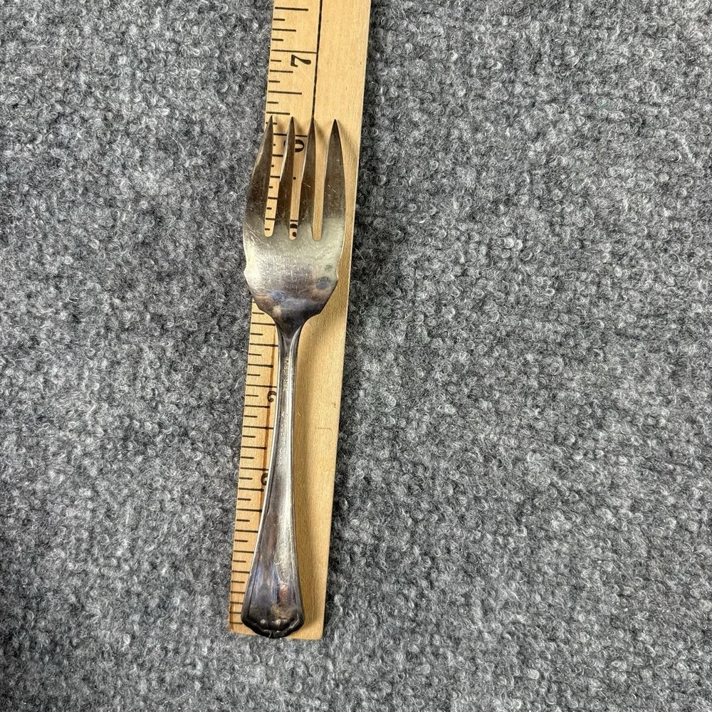 VTG 12 Rogers AA Puritan 1912 Individual Salad Forks Silverplate Pat Sept 3 1912